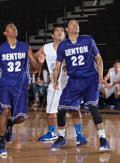 Thumbnail 3 in Turner [R. L.] vs Denton (Carrollton-Farmers Branch Basketball Classic) photogallery.