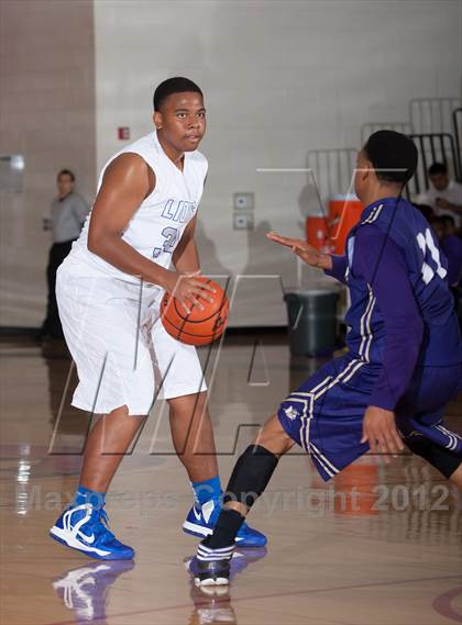 Thumbnail 3 in Turner [R. L.] vs Denton (Carrollton-Farmers Branch Basketball Classic) photogallery.