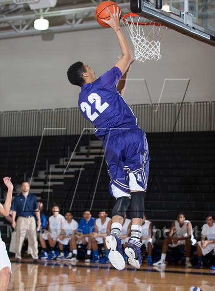 Thumbnail 2 in Turner [R. L.] vs Denton (Carrollton-Farmers Branch Basketball Classic) photogallery.