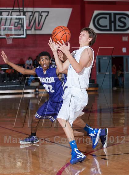 Thumbnail 1 in Turner [R. L.] vs Denton (Carrollton-Farmers Branch Basketball Classic) photogallery.