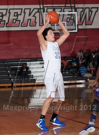 Thumbnail 3 in Turner [R. L.] vs Denton (Carrollton-Farmers Branch Basketball Classic) photogallery.