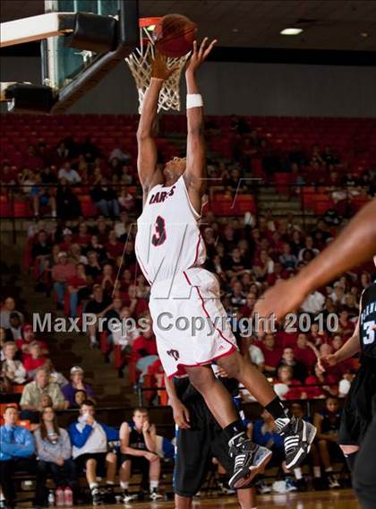 Thumbnail 1 in Marcus vs Plano West  (Texas 5A Region I Final) photogallery.