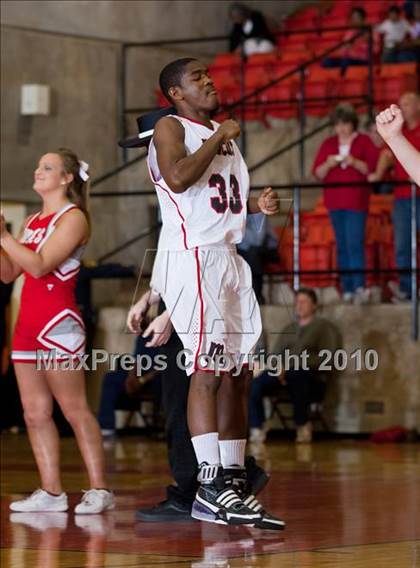 Thumbnail 2 in Marcus vs Plano West  (Texas 5A Region I Final) photogallery.