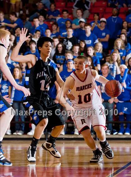 Thumbnail 2 in Marcus vs Plano West  (Texas 5A Region I Final) photogallery.