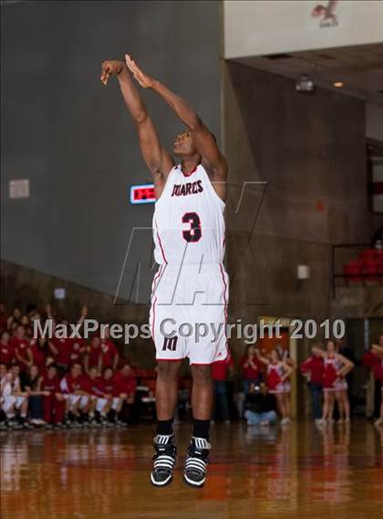 Thumbnail 1 in Marcus vs Plano West  (Texas 5A Region I Final) photogallery.