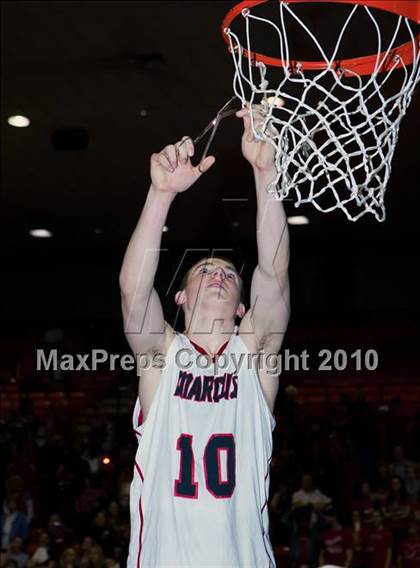 Thumbnail 3 in Marcus vs Plano West  (Texas 5A Region I Final) photogallery.
