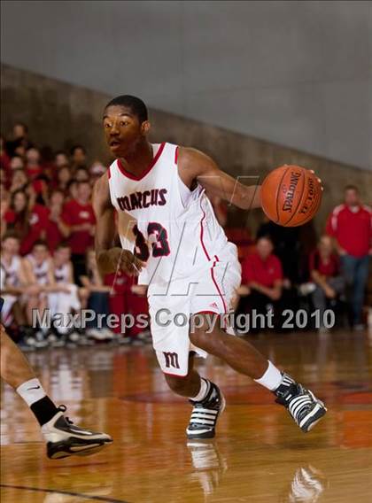 Thumbnail 3 in Marcus vs Plano West  (Texas 5A Region I Final) photogallery.