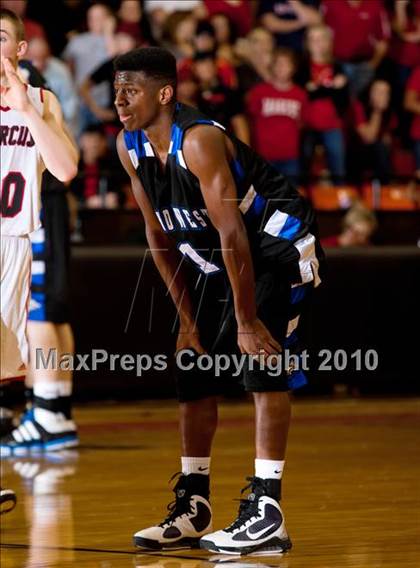 Thumbnail 2 in Marcus vs Plano West  (Texas 5A Region I Final) photogallery.