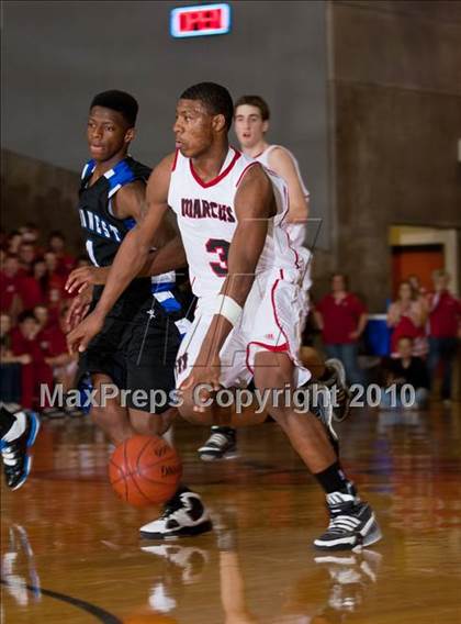 Thumbnail 3 in Marcus vs Plano West  (Texas 5A Region I Final) photogallery.