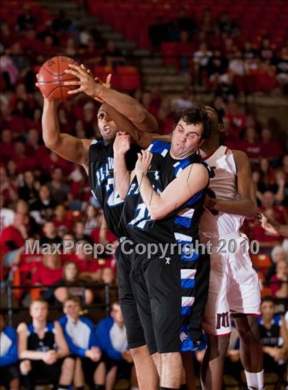 Thumbnail 2 in Marcus vs Plano West  (Texas 5A Region I Final) photogallery.