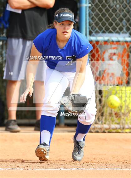Thumbnail 1 in Paradise Honors vs. Thunderbird (Cool Nights Tournament) photogallery.