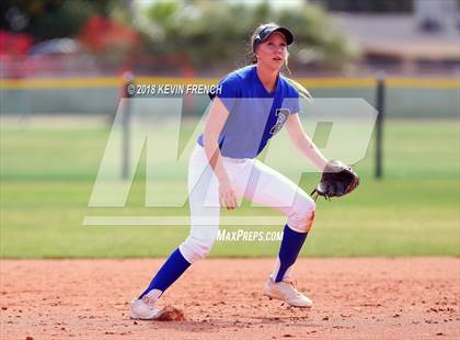 Thumbnail 2 in Paradise Honors vs. Thunderbird (Cool Nights Tournament) photogallery.