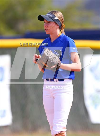 Thumbnail 2 in Paradise Honors vs. Thunderbird (Cool Nights Tournament) photogallery.