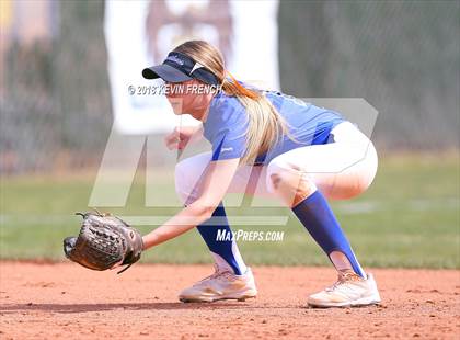 Thumbnail 1 in Paradise Honors vs. Thunderbird (Cool Nights Tournament) photogallery.