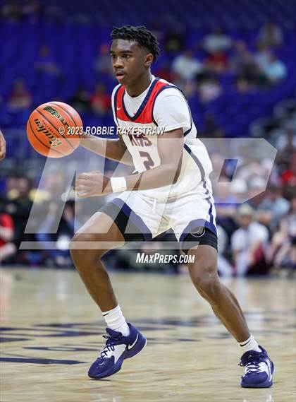Thumbnail 2 in Kimball vs. Veterans Memorial (UIL 5A Basketball State Semifinal) photogallery.