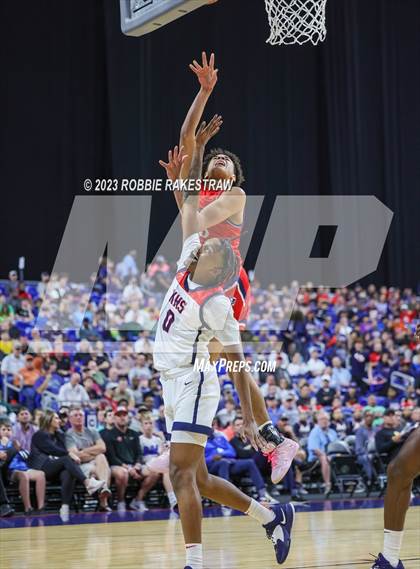Thumbnail 3 in Kimball vs. Veterans Memorial (UIL 5A Basketball State Semifinal) photogallery.