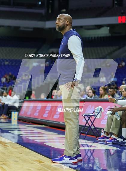 Thumbnail 1 in Kimball vs. Veterans Memorial (UIL 5A Basketball State Semifinal) photogallery.