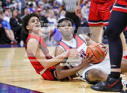 Thumbnail 1 in Kimball vs. Veterans Memorial (UIL 5A Basketball State Semifinal) photogallery.
