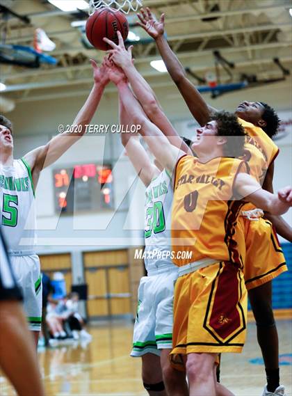 Thumbnail 2 in Star Valley vs. Ridgeline (Eagle Holiday Shootout) photogallery.