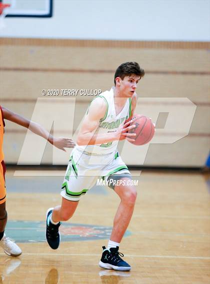 Thumbnail 1 in Star Valley vs. Ridgeline (Eagle Holiday Shootout) photogallery.
