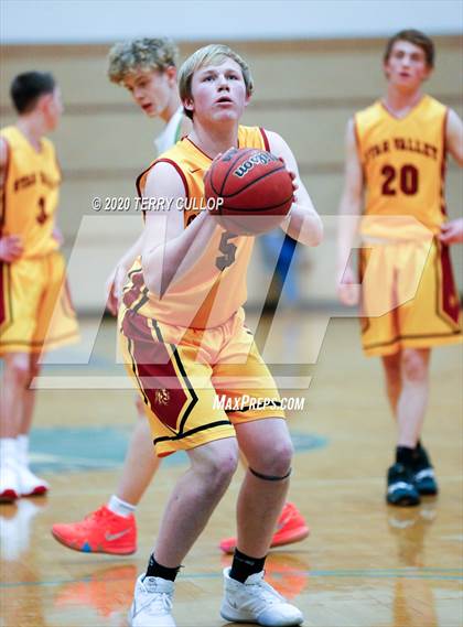 Thumbnail 1 in Star Valley vs. Ridgeline (Eagle Holiday Shootout) photogallery.