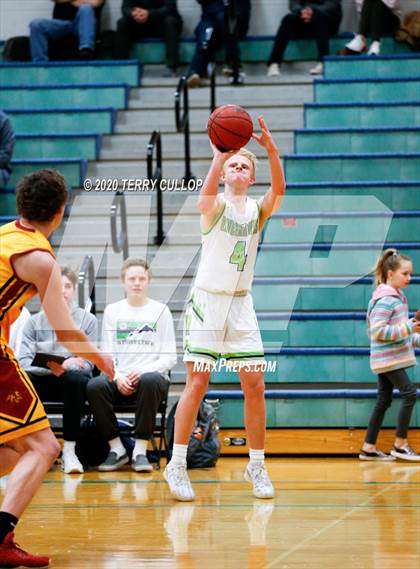 Thumbnail 2 in Star Valley vs. Ridgeline (Eagle Holiday Shootout) photogallery.