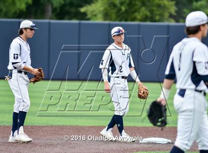 Thumbnail 3 in Oak Ridge vs. Dallas Jesuit (UIL Class 6A Region II Semifinal) photogallery.