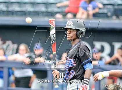 Thumbnail 3 in Oak Ridge vs. Dallas Jesuit (UIL Class 6A Region II Semifinal) photogallery.