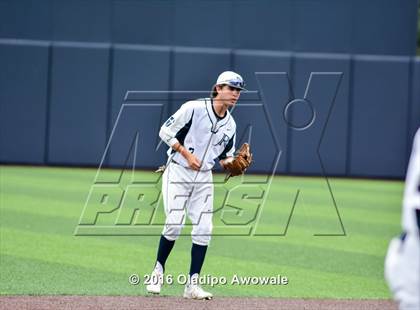 Thumbnail 3 in Oak Ridge vs. Dallas Jesuit (UIL Class 6A Region II Semifinal) photogallery.