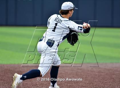 Thumbnail 2 in Oak Ridge vs. Dallas Jesuit (UIL Class 6A Region II Semifinal) photogallery.