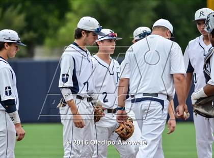 Thumbnail 2 in Oak Ridge vs. Dallas Jesuit (UIL Class 6A Region II Semifinal) photogallery.