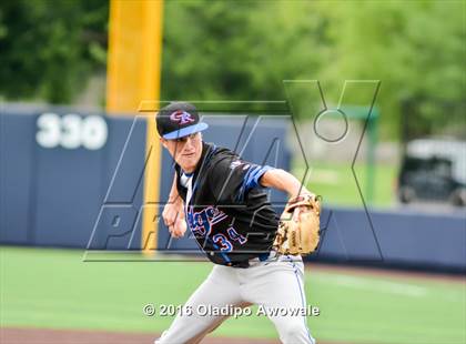 Thumbnail 2 in Oak Ridge vs. Dallas Jesuit (UIL Class 6A Region II Semifinal) photogallery.