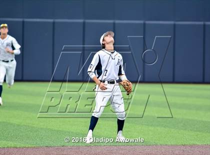 Thumbnail 1 in Oak Ridge vs. Dallas Jesuit (UIL Class 6A Region II Semifinal) photogallery.
