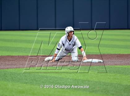 Thumbnail 3 in Oak Ridge vs. Dallas Jesuit (UIL Class 6A Region II Semifinal) photogallery.