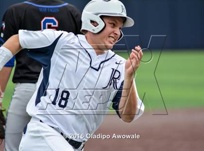 Thumbnail 1 in Oak Ridge vs. Dallas Jesuit (UIL Class 6A Region II Semifinal) photogallery.