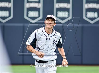 Thumbnail 2 in Oak Ridge vs. Dallas Jesuit (UIL Class 6A Region II Semifinal) photogallery.