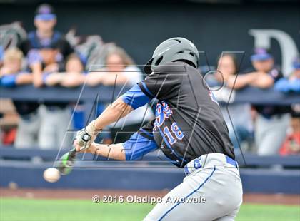 Thumbnail 3 in Oak Ridge vs. Dallas Jesuit (UIL Class 6A Region II Semifinal) photogallery.