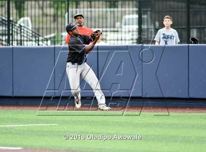 Thumbnail 1 in Oak Ridge vs. Dallas Jesuit (UIL Class 6A Region II Semifinal) photogallery.