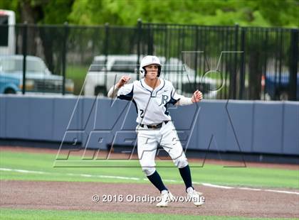 Thumbnail 3 in Oak Ridge vs. Dallas Jesuit (UIL Class 6A Region II Semifinal) photogallery.