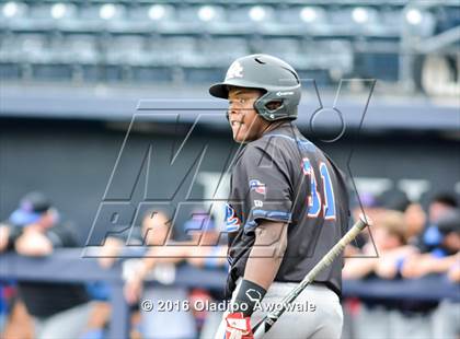 Thumbnail 1 in Oak Ridge vs. Dallas Jesuit (UIL Class 6A Region II Semifinal) photogallery.