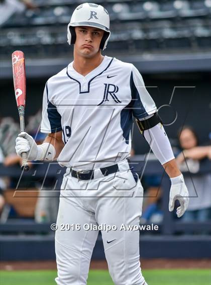 Thumbnail 1 in Oak Ridge vs. Dallas Jesuit (UIL Class 6A Region II Semifinal) photogallery.