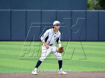 Thumbnail 3 in Oak Ridge vs. Dallas Jesuit (UIL Class 6A Region II Semifinal) photogallery.