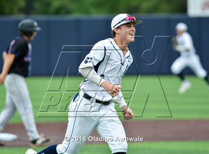 Thumbnail 1 in Oak Ridge vs. Dallas Jesuit (UIL Class 6A Region II Semifinal) photogallery.
