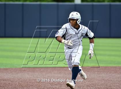 Thumbnail 3 in Oak Ridge vs. Dallas Jesuit (UIL Class 6A Region II Semifinal) photogallery.