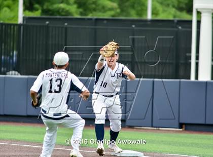Thumbnail 1 in Oak Ridge vs. Dallas Jesuit (UIL Class 6A Region II Semifinal) photogallery.