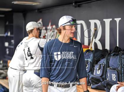 Thumbnail 1 in Oak Ridge vs. Dallas Jesuit (UIL Class 6A Region II Semifinal) photogallery.