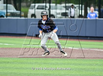 Thumbnail 2 in Oak Ridge vs. Dallas Jesuit (UIL Class 6A Region II Semifinal) photogallery.