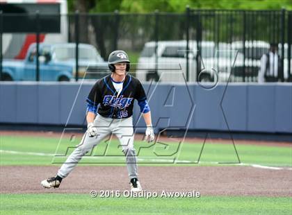 Thumbnail 2 in Oak Ridge vs. Dallas Jesuit (UIL Class 6A Region II Semifinal) photogallery.