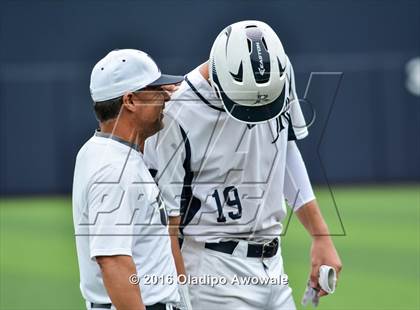 Thumbnail 2 in Oak Ridge vs. Dallas Jesuit (UIL Class 6A Region II Semifinal) photogallery.
