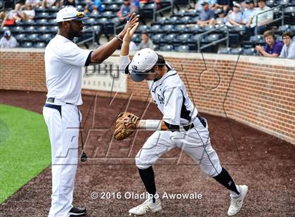 Thumbnail 1 in Oak Ridge vs. Dallas Jesuit (UIL Class 6A Region II Semifinal) photogallery.
